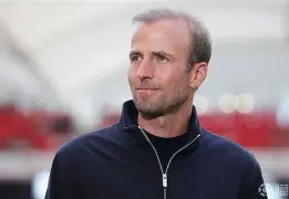 九游官网入口活动-重磅！赛前斯图加特调整名单以备欧超杯转会期迈阿密热火调整名单以备国王杯，奥兰多魔术冲刺阶段篮板制胜